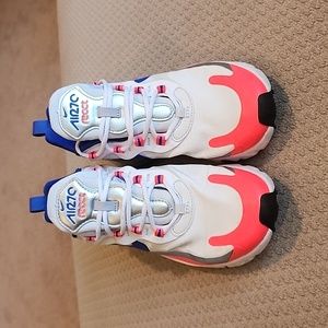 Nike Airmax 270 React